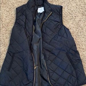 Old navy maternity vest size medium